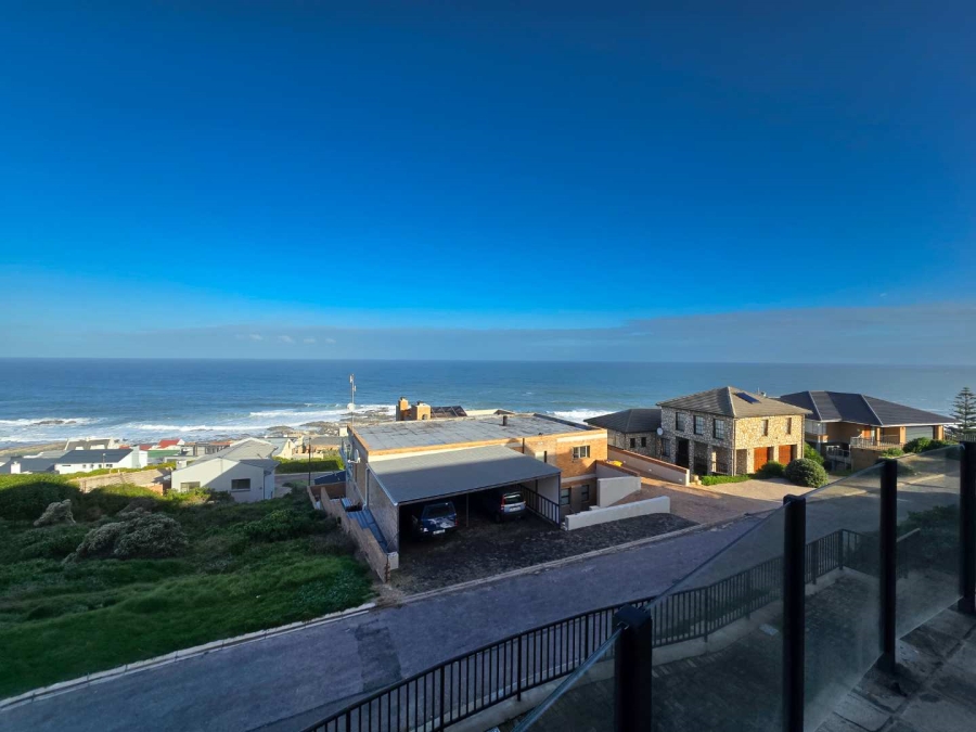 4 Bedroom Property for Sale in Jongensfontein Western Cape